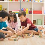 Ципролет не назначается лицам до 18 лет