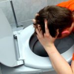 Могут появиться желудочные колики, рвота, диарея, тошнота (часто бывают при передозировке)