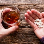 В сочетании с алкоголем препарат теряет антибактериальные свойства