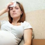 Причиной бронхита у беременных может стать гормональный фон, который способствуют изменениям структуры слизистой в бронхах