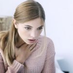 Оставшийся после бронхита кашель может иметь сухой кашель или с небольшим выходом мокроты