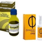 Раствор Фурацилина на спирту 0,067% для наружного применения, выпускающийся во флаконах из затемненного стекла