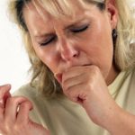 К социальным факторам появления обструктивного воспаления относятся вредные привычки: активное и пассивное курение, преклонный возраст, неблагоприятные условия жизни