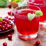 В качестве питья подойдут компоты, морсы или чай с лимоном и медом