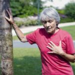 При заболевании часто появляются быстрая утомляемость и одышка даже при незначительных нагрузках