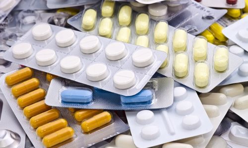 При тяжелых воспалительных заболеваниях половых органов иногда препарат комбинируют с антибиотиками