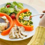 Во время лечения следует придерживаться диеты, чтобы исключить попадание в организм аллергенов, которые могут спровоцировать ухудшение состояния больного