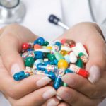 Усиливает эффект антикоагулянтов