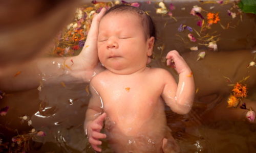 Согревающие купания идут на пользу детям при хроническом бронхите без температуры