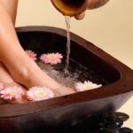 Отличное средство для лечения бронхита - это ножные ванны с горчицей